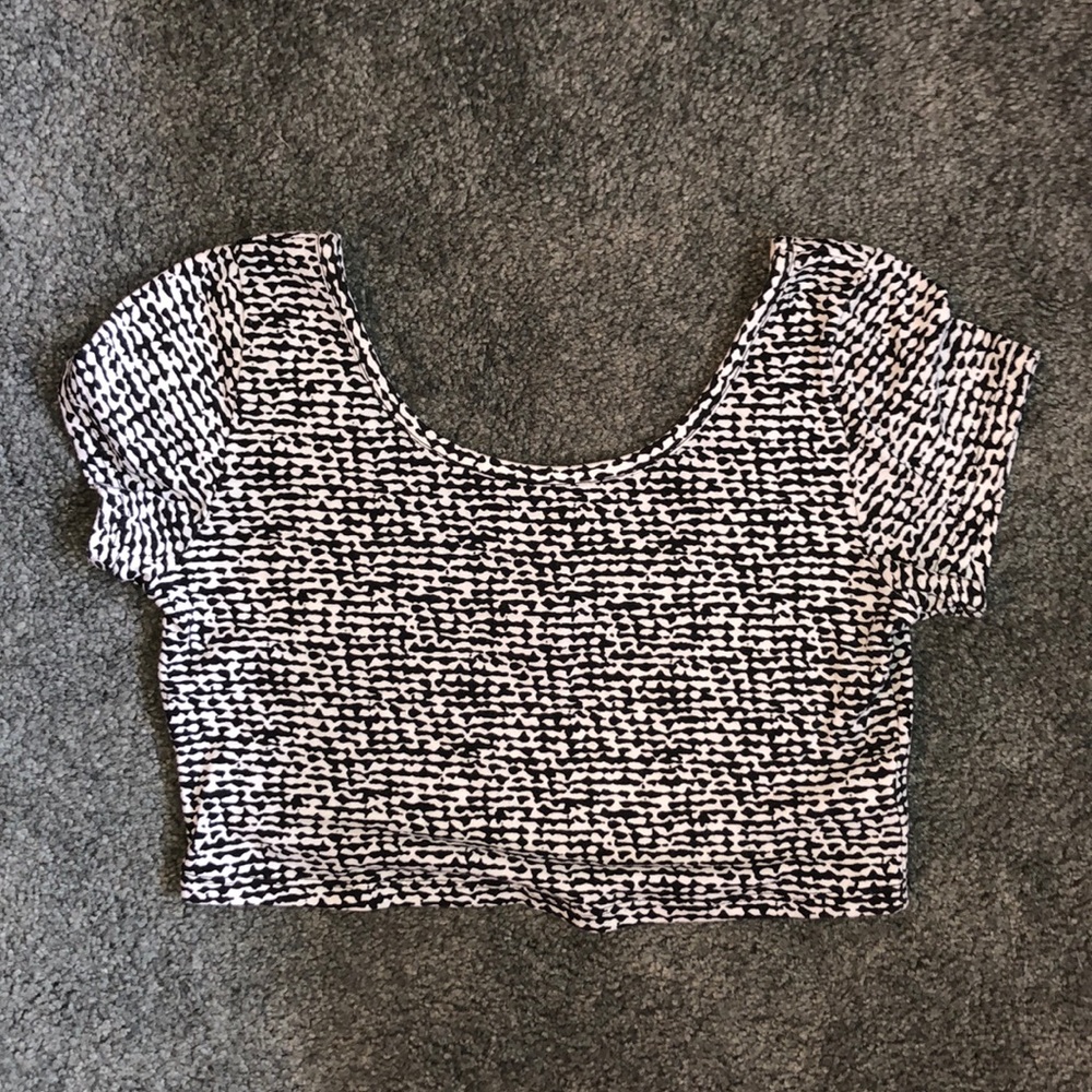 Crop top